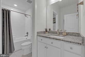 22292 Foundation Dr in Ashburn, VA - Building Photo - Building Photo