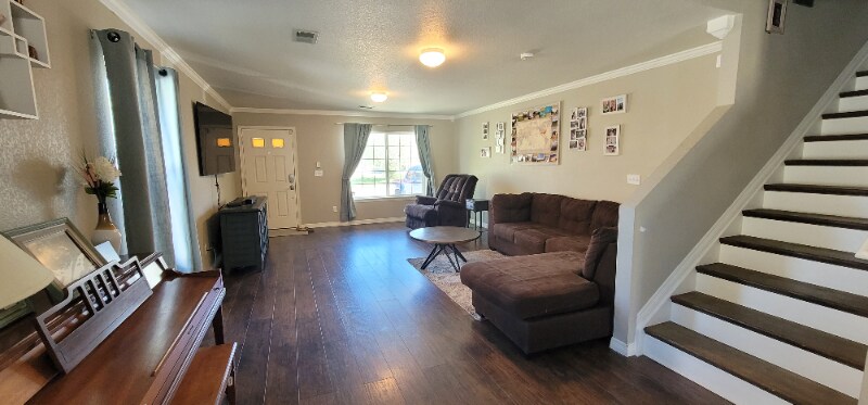 9565 Castle Oaks Dr in Fountain, CO - Building Photo