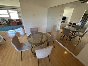2453 Silver Lake Blvd in Los Angeles, CA - Building Photo - Building Photo