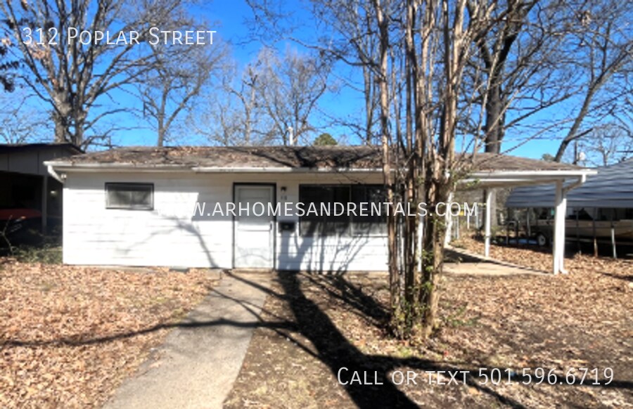 312 Poplar St in Jacksonville, AR - Building Photo