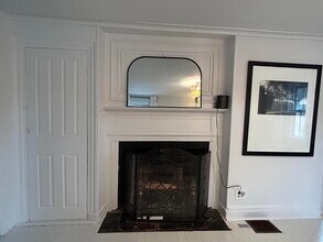 42 Piscataqua St in New Castle, NH - Building Photo - Building Photo