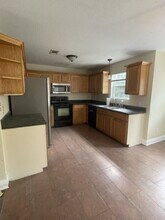 10323 Daisy Vestry Rd in Vancleave, MS - Foto de edificio - Building Photo