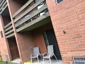 Pebble Creek in Bethel Park, PA - Building Photo - Building Photo