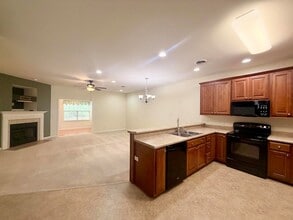 5644 Mountain Oaks Ln in Ooltewah, TN - Building Photo - Building Photo