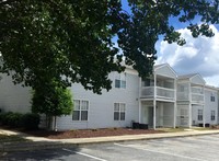 Westchester Villas in Florence, SC - Building Photo - Building Photo