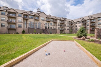 The Seasons of Carmel in Carmel, IN - Foto de edificio - Building Photo