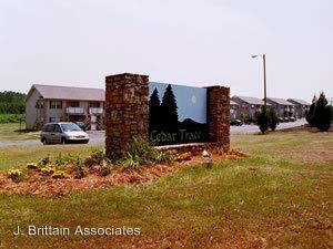 Cedar Trace Apartments in Jacksonville, AL - Building Photo - Building Photo