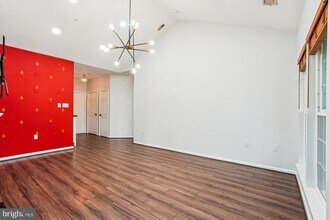 4138 Fountainside Ln in Fairfax, VA - Building Photo - Building Photo