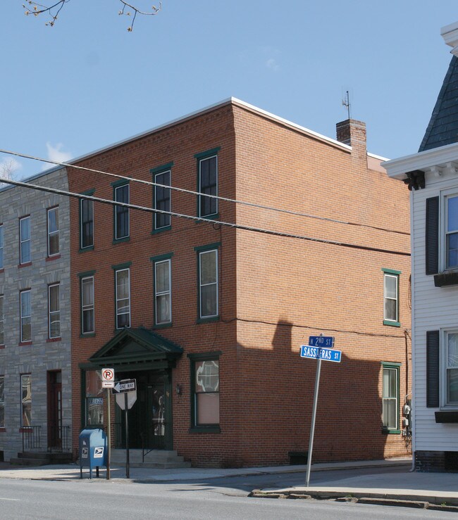 1117 N 2nd St in Harrisburg, PA - Foto de edificio - Building Photo