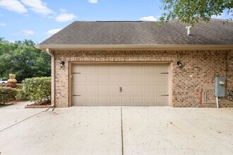 208 Foxchase Way in Crestview, FL - Building Photo - Building Photo