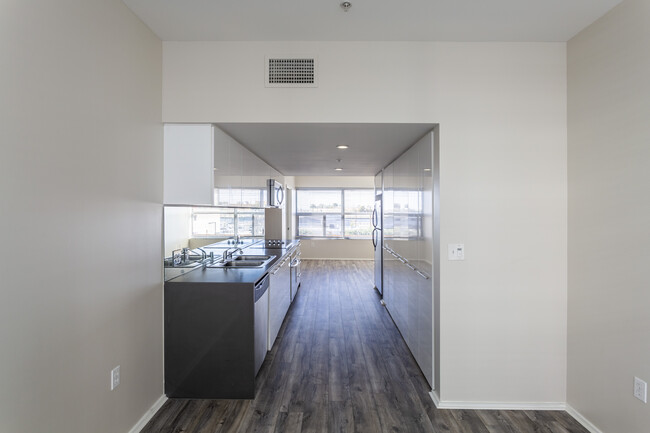 Loft2015 Apartments in San Diego, CA - Building Photo - Interior Photo