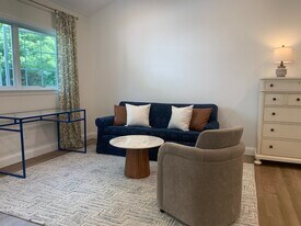 2 Cherry Ln, Unit Bristol Highlands Studio in Bristol, RI - Building Photo