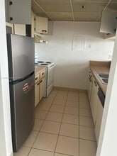 7601 E Treasure Dr, Unit PH 112 in North Bay Village, FL - Foto de edificio - Building Photo