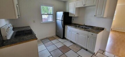 912 Engman St in Clearwater, FL - Building Photo - Building Photo