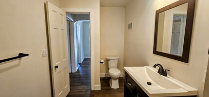 1519 Baker Dr in Kalamazoo, MI - Building Photo - Building Photo
