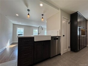 3 Spring St, Unit 1 in Hastings On Hudson, NY - Foto de edificio - Building Photo