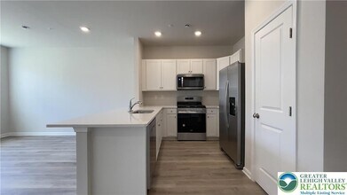 1248 Martin Rd in Breinigsville, PA - Building Photo - Building Photo