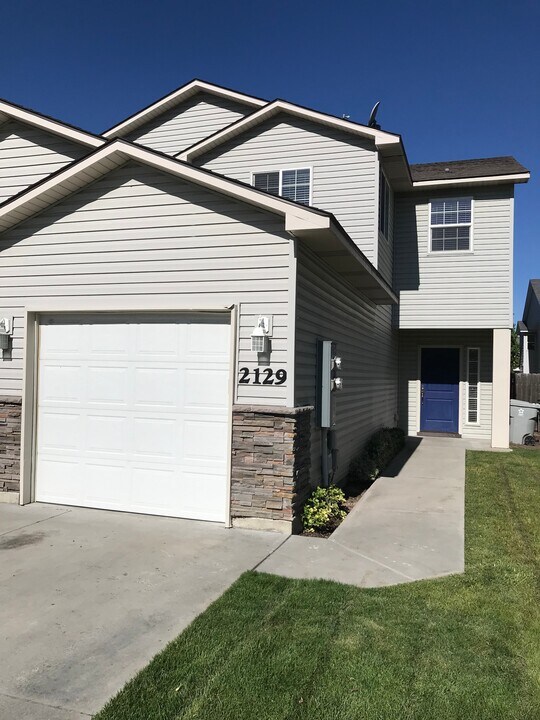 2129 S Amy Ave in Boise, ID - Building Photo