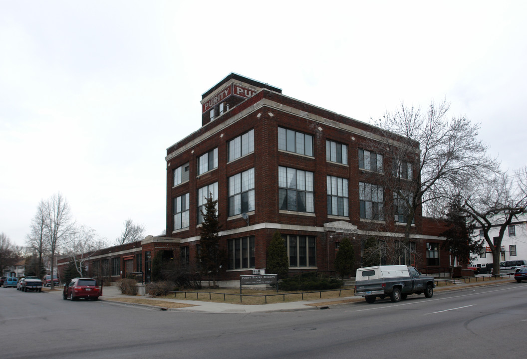 500 E 36th St in Minneapolis, MN - Foto de edificio