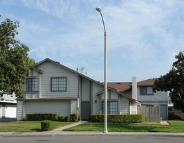 11388 Magnolia Ave Apartments