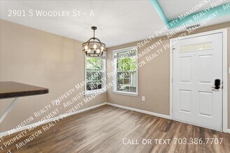 2901 S Woodley St in Arlington, VA - Building Photo - Building Photo