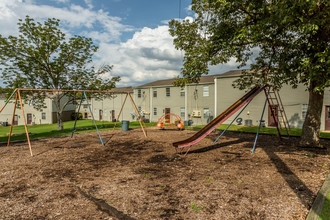 Crossings at Madison in Madison, TN - Building Photo - Building Photo