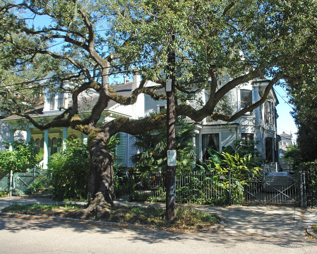 1431 Jackson Ave in New Orleans, LA - Foto de edificio - Building Photo