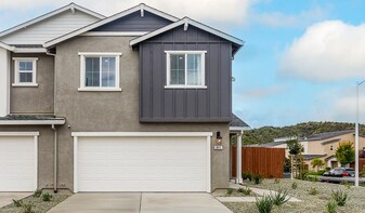 815 Congaree Ln in Redding, CA - Building Photo