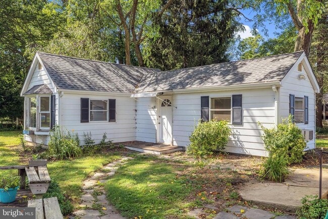 13 Penn Lyle Rd in West Windsor Township, NJ - Building Photo - Building Photo
