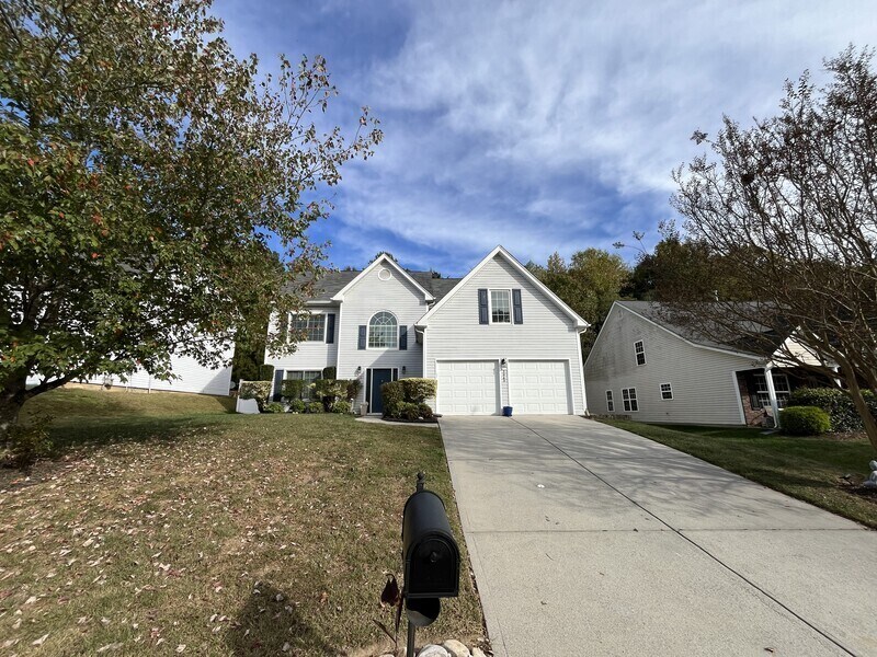 2043 Covered Bridge Ct in Rock Hill, SC - Building Photo