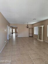 16036 W Custer Ln in Surprise, AZ - Foto de edificio - Building Photo