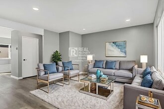 11104 Grant Way in Stanton, CA - Building Photo - Building Photo