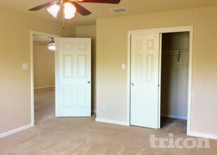 5118 Badland Beacon in Converse, TX - Building Photo - Building Photo