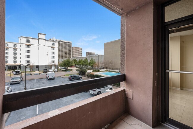 property at 5150 Hidalgo St