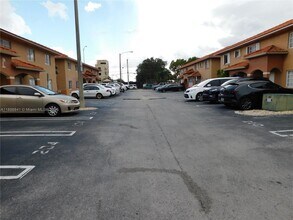 2461 W 76th St in Hialeah, FL - Building Photo - Building Photo