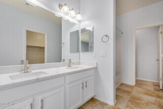 42356 W Balsa Dr in Maricopa, AZ - Building Photo - Building Photo