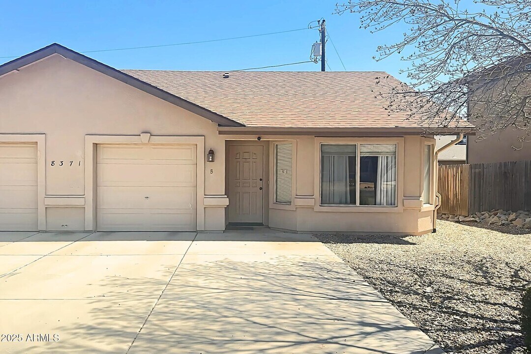 8371 E Stevens Dr in Prescott Valley, AZ - Building Photo
