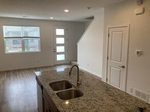 7870 Horsebrush Ln in Littleton, CO - Foto de edificio - Building Photo