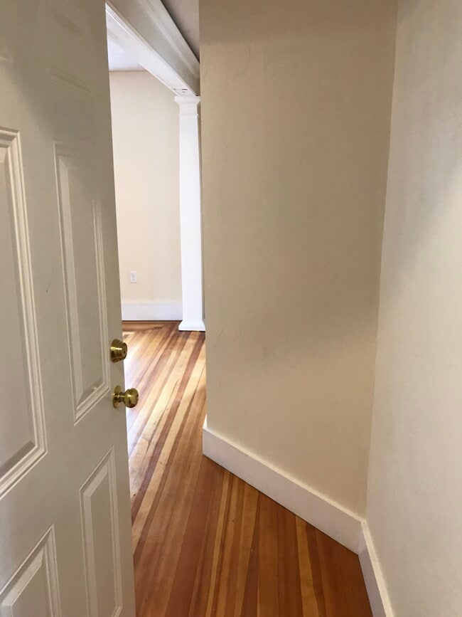 116 Martin St in Lowell, MA - Building Photo - Building Photo