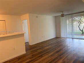 2113 Renaissance Blvd, Unit 104 in Miramar, FL - Building Photo - Building Photo