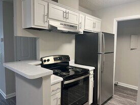3718 West Ave in Greensboro, NC - Building Photo