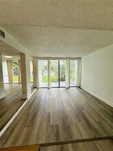 9441 Live Oak Pl in Davie, FL - Building Photo - Building Photo
