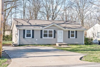 226 Tobacco Rd in Clarksville, TN - Building Photo - Building Photo