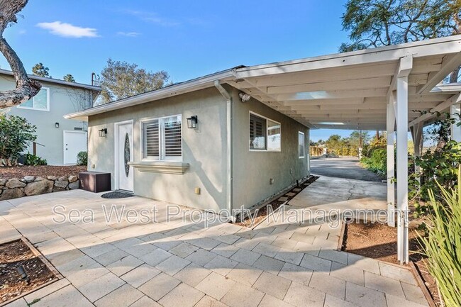 3267 Bernardo Ln in Escondido, CA - Building Photo - Building Photo