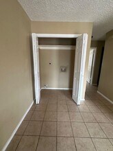 606 Gale St in Laredo, TX - Building Photo - Building Photo