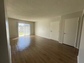 Canyon Villa in Colton, CA - Building Photo - Building Photo