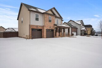 1069 Castlerock Dr in Clarksville, TN - Building Photo - Building Photo