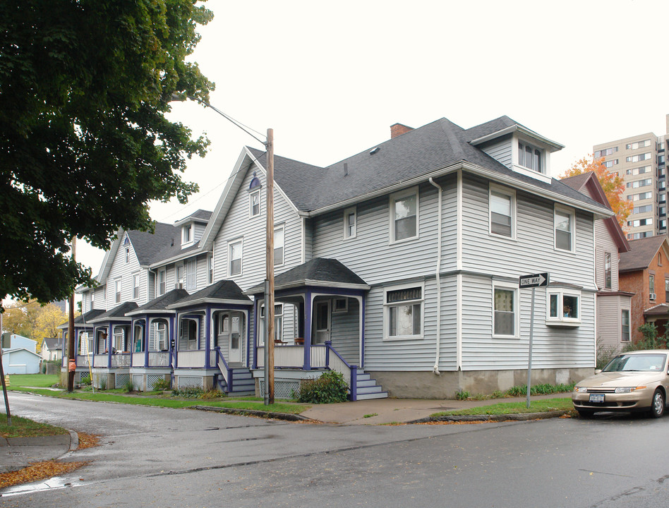 16-24 Walton St in Rochester, NY - Building Photo