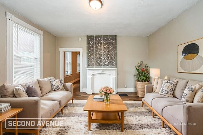 3859 Vine St in Cincinnati, OH - Building Photo - Building Photo