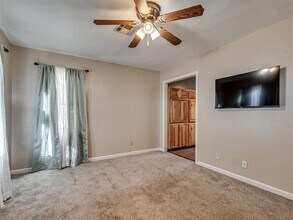 211 W Dale St in Norman, OK - Building Photo - Building Photo